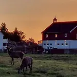 Lägenhet Charming Farm On Island