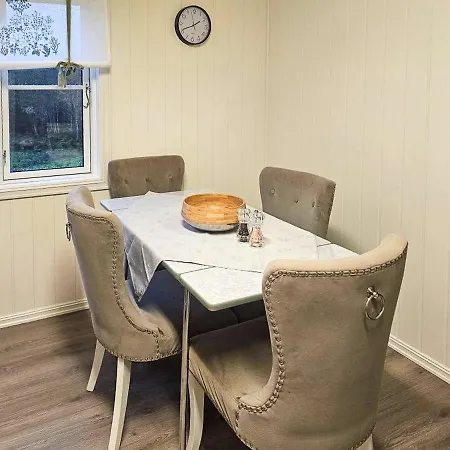 شقة Charming Farm On Averoy Island *